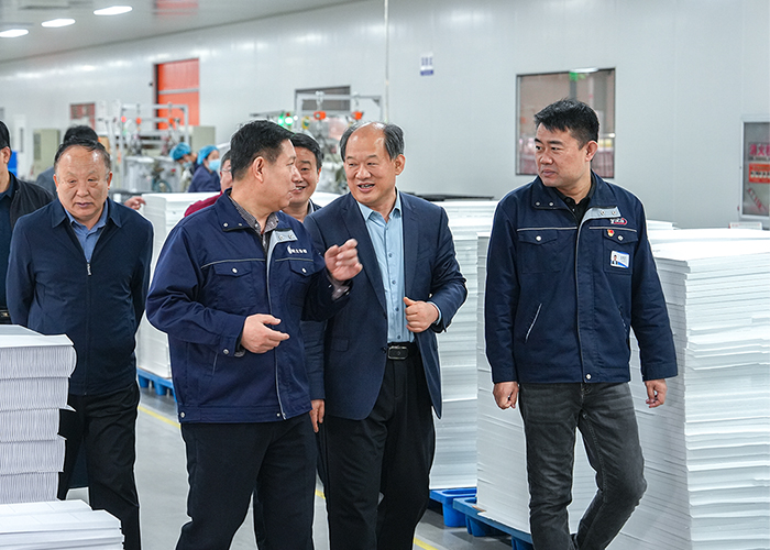 產(chǎn)教融合 雙向賦能｜華宇工學(xué)院與亞太集團(tuán)展開(kāi)互訪研學(xué)深度聯(lián)動(dòng)